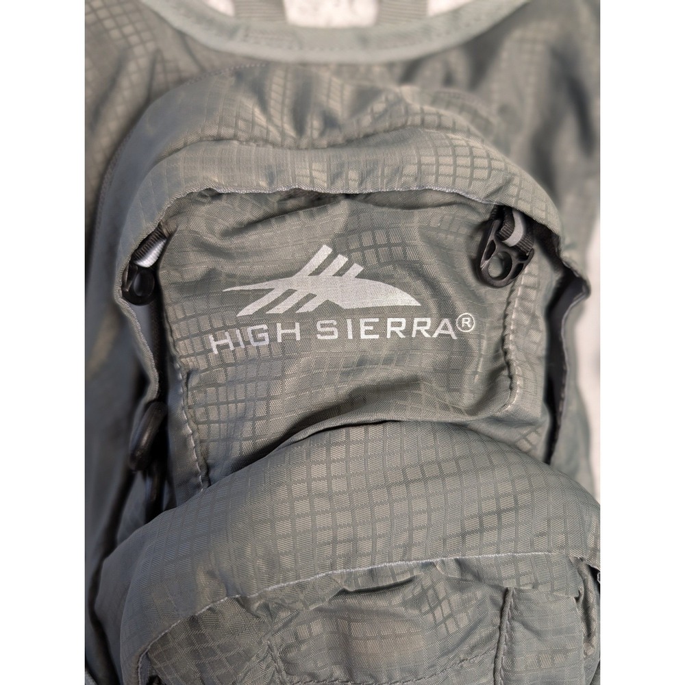High Sierra Marilla 14L Grey Ripstop Hydration Pack Hiking Backpack Daypack